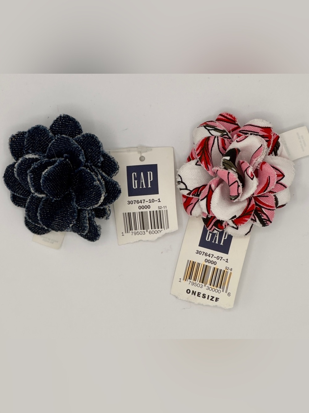 NWT Set of 2 Vintage 2004 GAP Fabric Flower Brooches Pin Clip Y2K